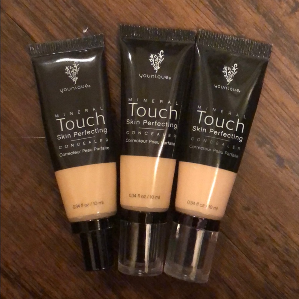 Younique Concealers